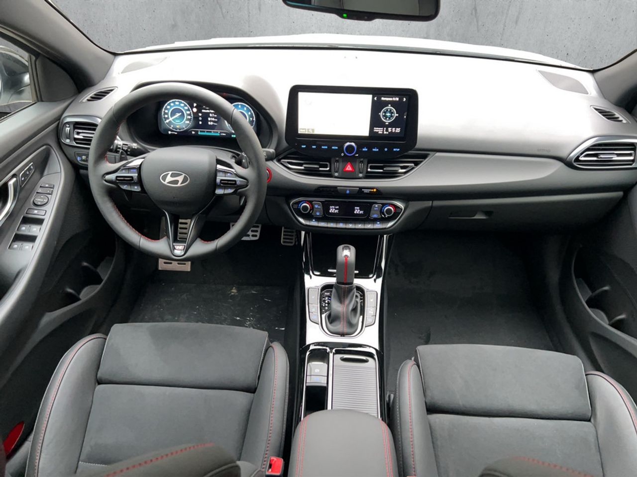 https://csb-strapi-files.fsn1.your-objectstorage.com/inventory-cars/images/1df45633aa08f8598d65ef662de918fe06f696f3/16_1280_9758.jpg