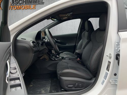 https://csb-strapi-files.fsn1.your-objectstorage.com/inventory-cars/images/1df45633aa08f8598d65ef662de918fe06f696f3/9_500_5794.jpg