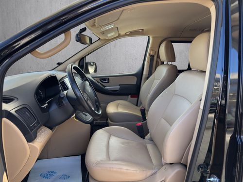https://csb-strapi-files.fsn1.your-objectstorage.com/inventory-cars/images/1e4c22921c7d6c6f8e601ce27ec10e267f116007/10_500_1914.jpg