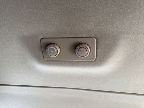 https://csb-strapi-files.fsn1.your-objectstorage.com/inventory-cars/images/1e4c22921c7d6c6f8e601ce27ec10e267f116007/19_500_8479.jpg