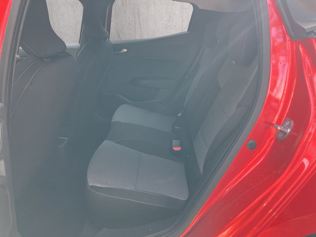 https://csb-strapi-files.fsn1.your-objectstorage.com/inventory-cars/images/1f4a247e0621234137c2971e0eee213d3dc4b464/13_1280_6696.jpg