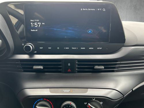 https://csb-strapi-files.fsn1.your-objectstorage.com/inventory-cars/images/1fea983a1ad20aa7fc22a95cf69a8a8704740554/22_500_7388.jpg
