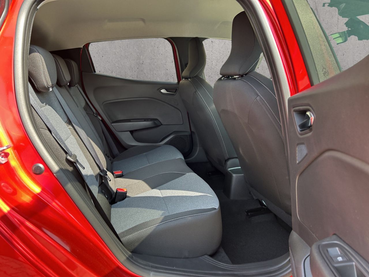 https://csb-strapi-files.fsn1.your-objectstorage.com/inventory-cars/images/1ffd2f84f52159d8fbf24c796addaad1b0eefe06/18_1280_3219.jpg