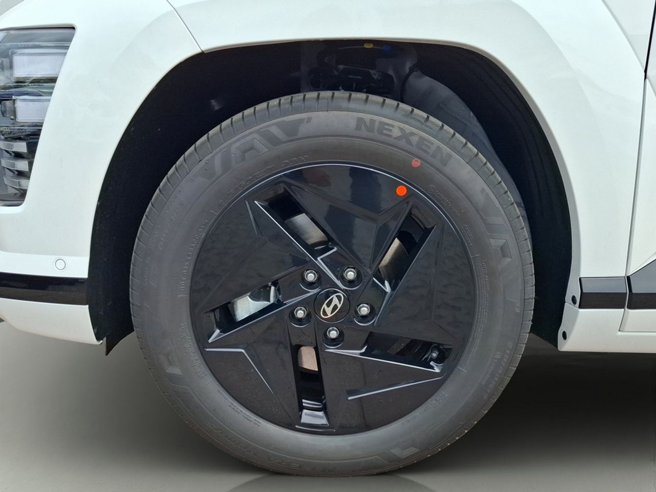 https://csb-strapi-files.fsn1.your-objectstorage.com/inventory-cars/images/205278e0913c5b0595cf4d857d13eaaabd39452e/2_1280_4796.jpg