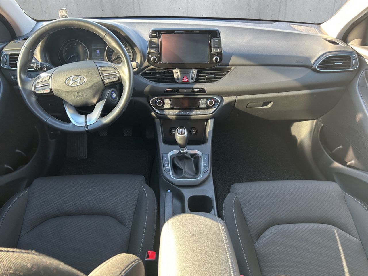 https://csb-strapi-files.fsn1.your-objectstorage.com/inventory-cars/images/2268f9ea7738b93038dbab950992ac7900f366bd/15_1280_7600.jpg