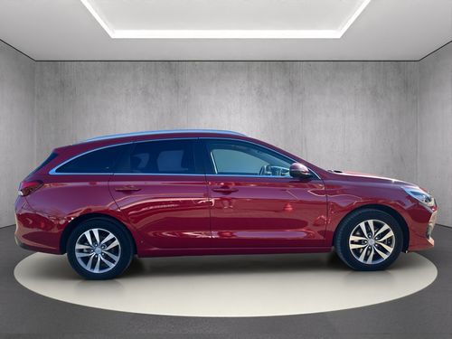 https://csb-strapi-files.fsn1.your-objectstorage.com/inventory-cars/images/2268f9ea7738b93038dbab950992ac7900f366bd/7_500_2059.jpg