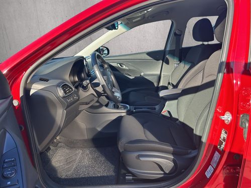 https://csb-strapi-files.fsn1.your-objectstorage.com/inventory-cars/images/2268f9ea7738b93038dbab950992ac7900f366bd/9_500_6872.jpg