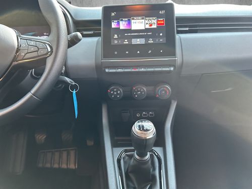 https://csb-strapi-files.fsn1.your-objectstorage.com/inventory-cars/images/235eda94e37bc64fbe379c8982ee5d607af98bb3/16_500_5958.jpg