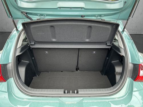https://csb-strapi-files.fsn1.your-objectstorage.com/inventory-cars/images/23f34be5324f3c4261168ec25bbf1867011c18ed/17_500_6908.jpg