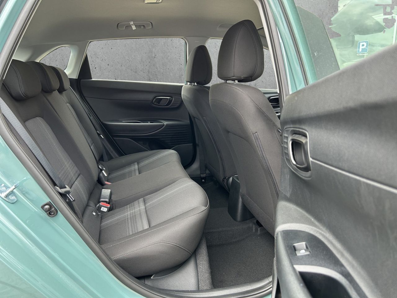 https://csb-strapi-files.fsn1.your-objectstorage.com/inventory-cars/images/23f34be5324f3c4261168ec25bbf1867011c18ed/18_1280_6517.jpg