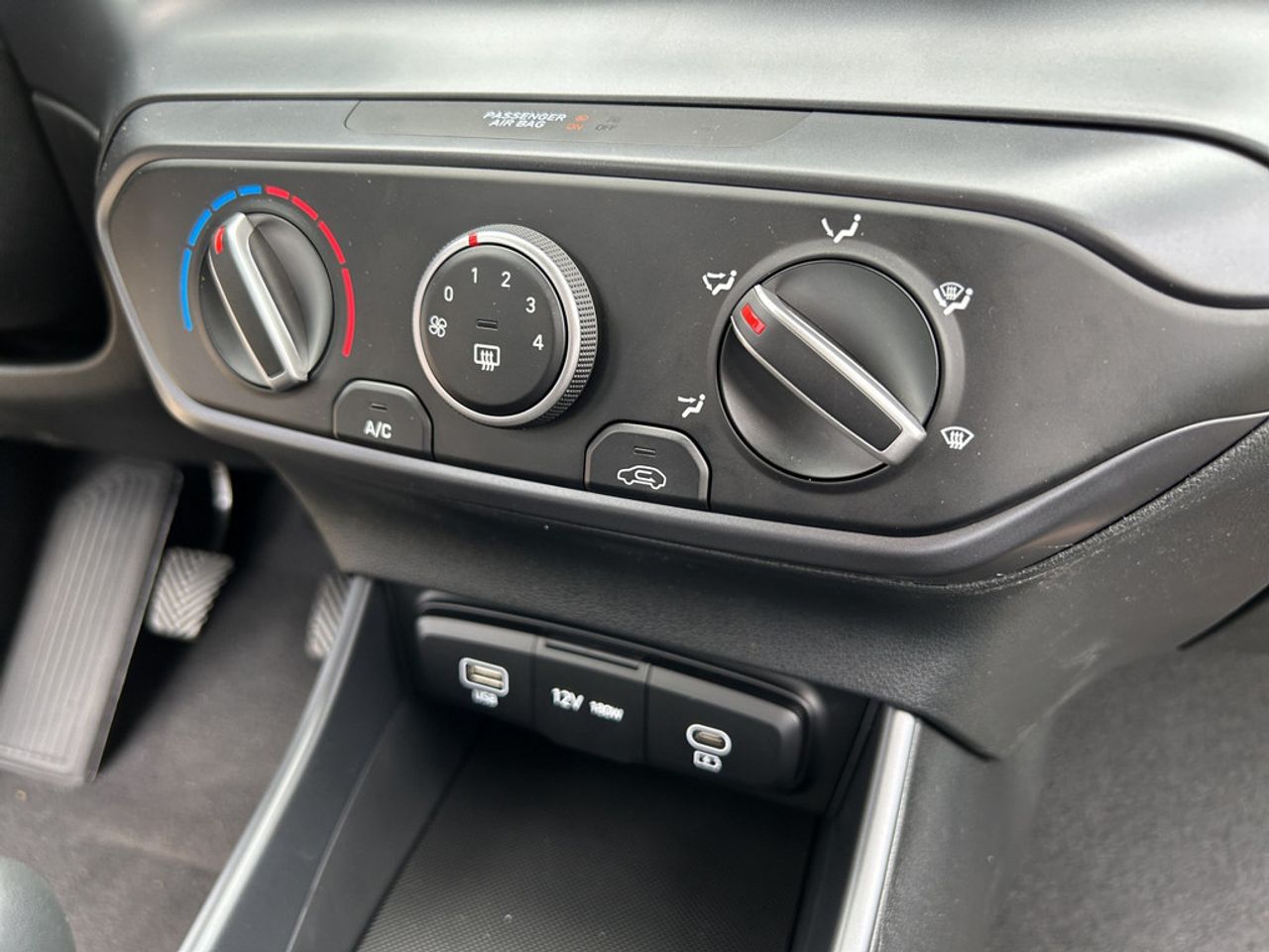 https://csb-strapi-files.fsn1.your-objectstorage.com/inventory-cars/images/23f34be5324f3c4261168ec25bbf1867011c18ed/21_1280_4546.jpg