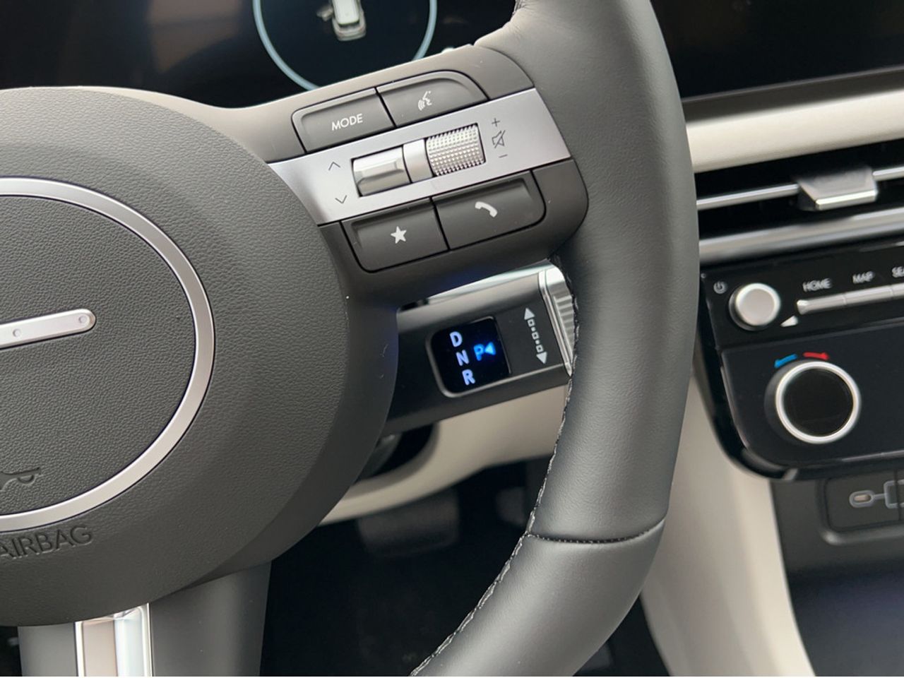 https://csb-strapi-files.fsn1.your-objectstorage.com/inventory-cars/images/24a46a20c46a8e1253a8488eb18da818550a240f/17_1280_9726.jpg