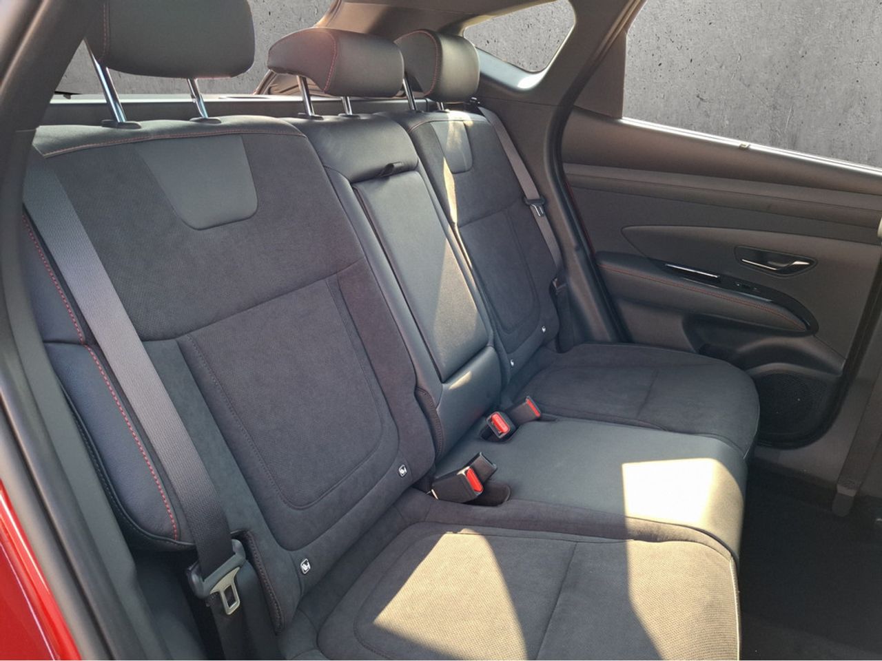 https://csb-strapi-files.fsn1.your-objectstorage.com/inventory-cars/images/250d6f2e14b99e1b1625c8c9611d1b8f8296f263/19_1280_3715.jpg