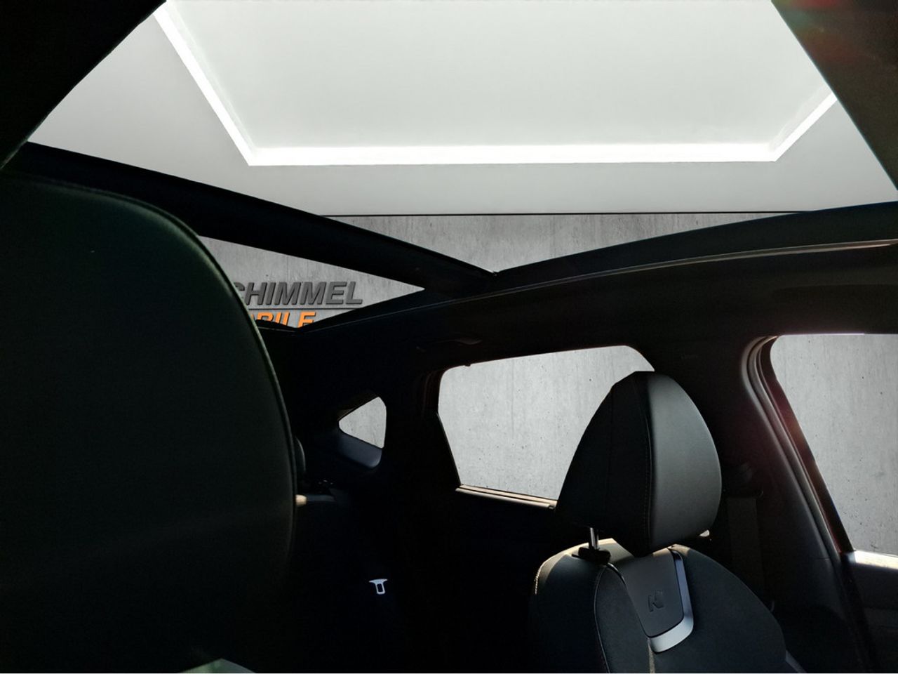 https://csb-strapi-files.fsn1.your-objectstorage.com/inventory-cars/images/250d6f2e14b99e1b1625c8c9611d1b8f8296f263/22_1280_8609.jpg