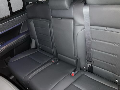 https://csb-strapi-files.fsn1.your-objectstorage.com/inventory-cars/images/254185085396b38a946b0178826acd17b859845d/15_500_5174.jpg