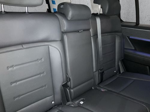https://csb-strapi-files.fsn1.your-objectstorage.com/inventory-cars/images/254185085396b38a946b0178826acd17b859845d/19_500_3298.jpg