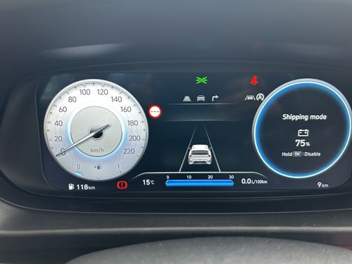 https://csb-strapi-files.fsn1.your-objectstorage.com/inventory-cars/images/25ad64b4d94e2b06e7c5954ecf4c5b34cb965e2f/20_500_4283.jpg