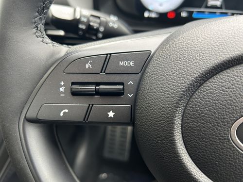 https://csb-strapi-files.fsn1.your-objectstorage.com/inventory-cars/images/25ad64b4d94e2b06e7c5954ecf4c5b34cb965e2f/32_500_6422.jpg
