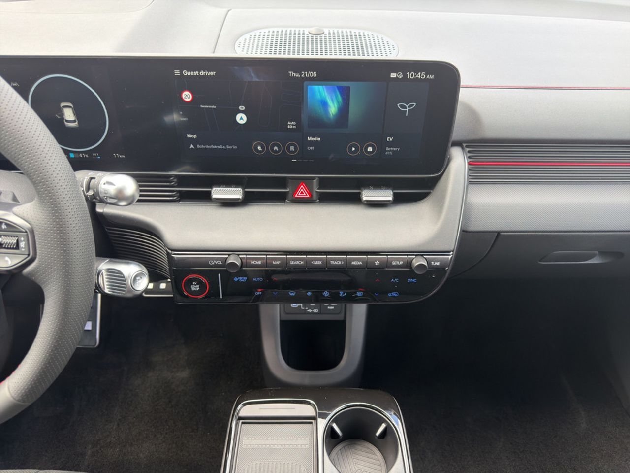 https://csb-strapi-files.fsn1.your-objectstorage.com/inventory-cars/images/25c7805249faf9404bddfeb8916952b0e6cfdcd9/14_1280_4848.jpg
