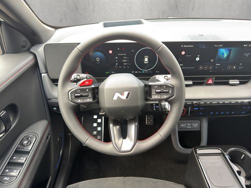 https://csb-strapi-files.fsn1.your-objectstorage.com/inventory-cars/images/25c7805249faf9404bddfeb8916952b0e6cfdcd9/17_500_7967.jpg