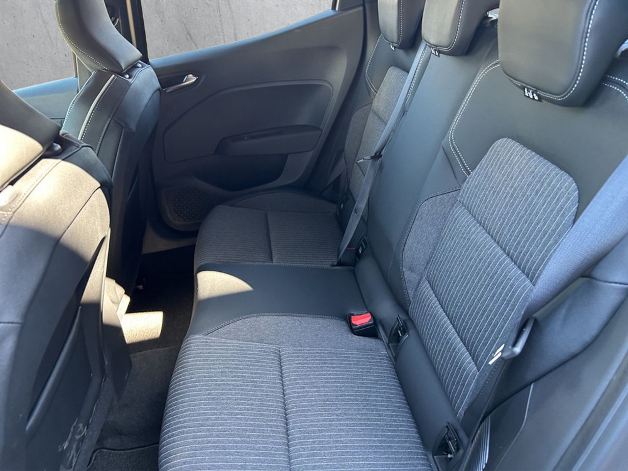 https://csb-strapi-files.fsn1.your-objectstorage.com/inventory-cars/images/278d6dbf0722eebd0de2845f47be1e465886beb6/14_1280_1490.jpg