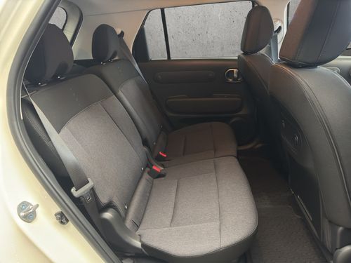 https://csb-strapi-files.fsn1.your-objectstorage.com/inventory-cars/images/27b21c0fdb06d46d0f2605be204aab6f504e617c/19_500_5299.jpg