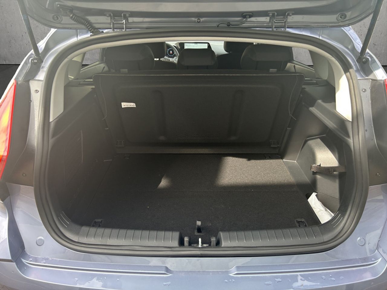 https://csb-strapi-files.fsn1.your-objectstorage.com/inventory-cars/images/28d1e66d8c4f95d730269ea196163d01cf2829c5/18_1280_2756.jpg