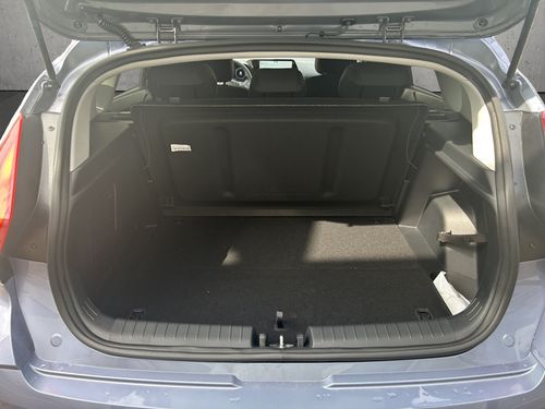 https://csb-strapi-files.fsn1.your-objectstorage.com/inventory-cars/images/28d1e66d8c4f95d730269ea196163d01cf2829c5/18_500_5456.jpg