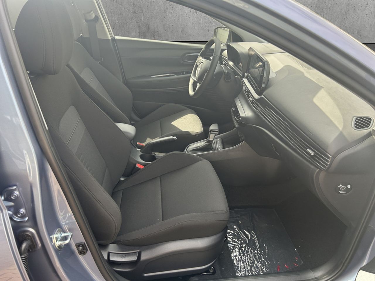 https://csb-strapi-files.fsn1.your-objectstorage.com/inventory-cars/images/28d1e66d8c4f95d730269ea196163d01cf2829c5/20_1280_4392.jpg