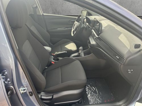 https://csb-strapi-files.fsn1.your-objectstorage.com/inventory-cars/images/28d1e66d8c4f95d730269ea196163d01cf2829c5/20_500_3964.jpg