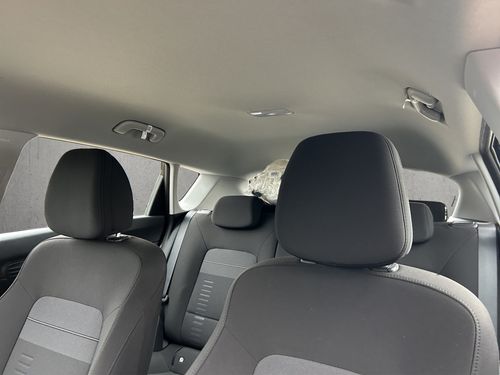 https://csb-strapi-files.fsn1.your-objectstorage.com/inventory-cars/images/28d853959738cdffcb1105efde301923381034dc/12_500_8076.jpg
