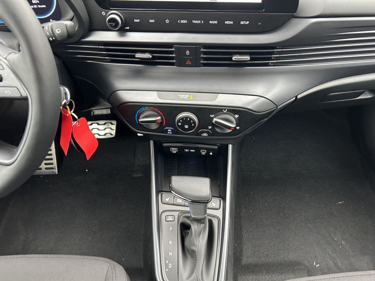 https://csb-strapi-files.fsn1.your-objectstorage.com/inventory-cars/images/28d853959738cdffcb1105efde301923381034dc/18_1280_9253.jpg