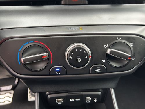 https://csb-strapi-files.fsn1.your-objectstorage.com/inventory-cars/images/28d853959738cdffcb1105efde301923381034dc/34_500_2780.jpg
