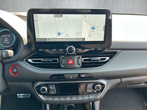 https://csb-strapi-files.fsn1.your-objectstorage.com/inventory-cars/images/2904eae7ab86609d1710631cb7c709daec44a2ae/22_500_4035.jpg