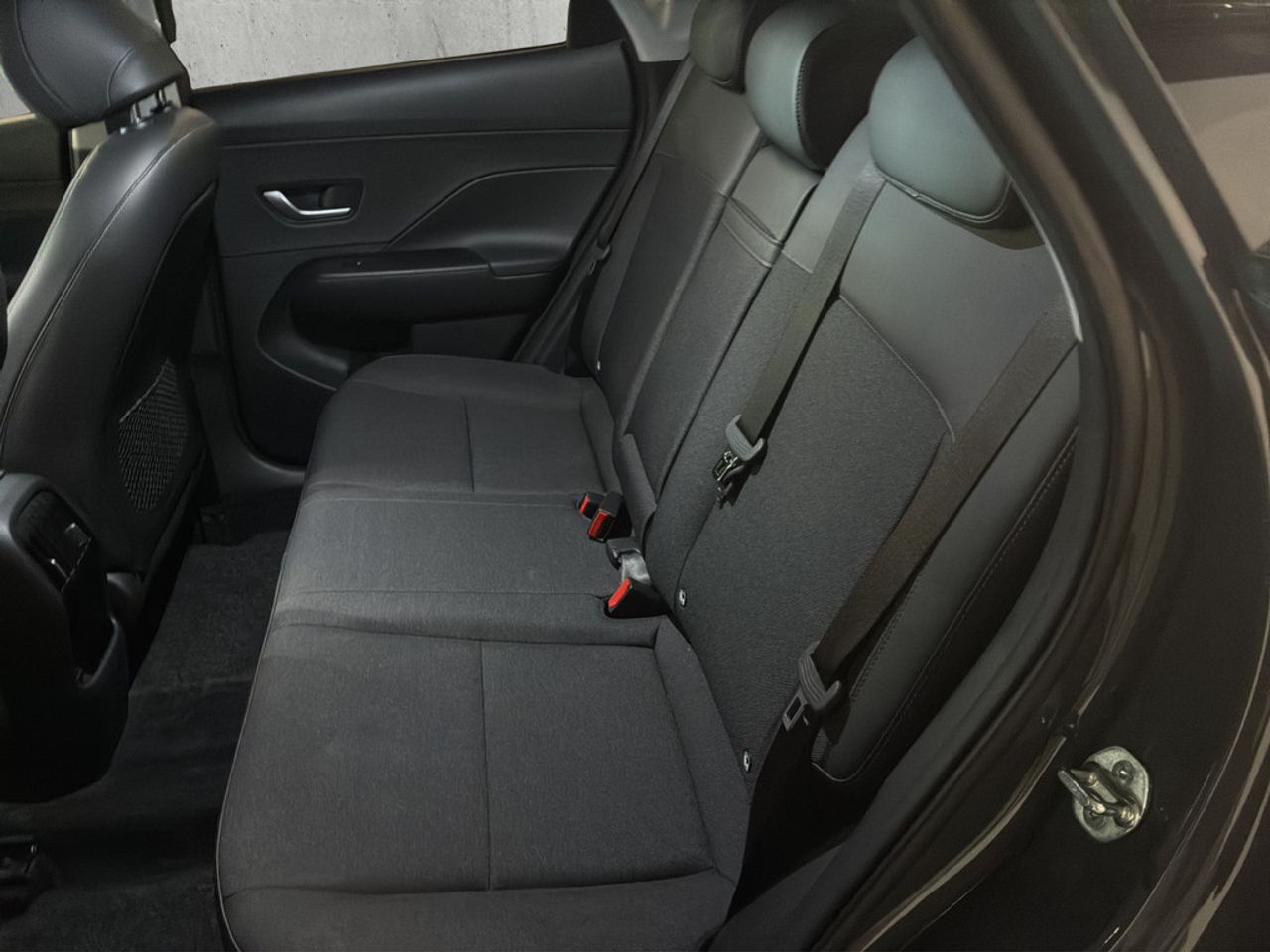 https://csb-strapi-files.fsn1.your-objectstorage.com/inventory-cars/images/29944c3d6b363ba800ba159caa7773f27328411d/13_1280_9716.jpg