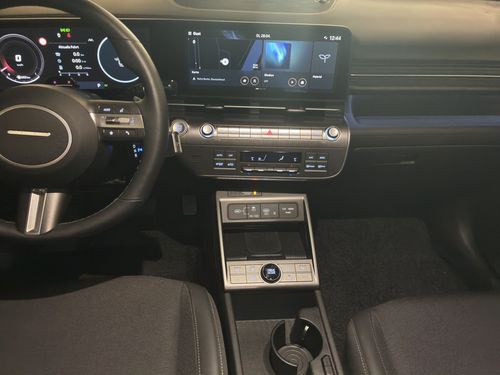 https://csb-strapi-files.fsn1.your-objectstorage.com/inventory-cars/images/29944c3d6b363ba800ba159caa7773f27328411d/16_500_3182.jpg