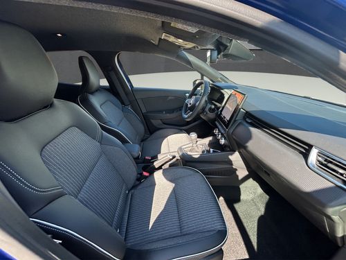 https://csb-strapi-files.fsn1.your-objectstorage.com/inventory-cars/images/2a2cd9a8be54b096201370612525262cec17a35f/20_500_7202.jpg