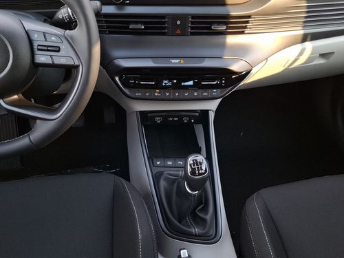 https://csb-strapi-files.fsn1.your-objectstorage.com/inventory-cars/images/2afdc79bfce7d1fa4d4d3f1c7b16dff95bf7062c/16_500_8474.jpg
