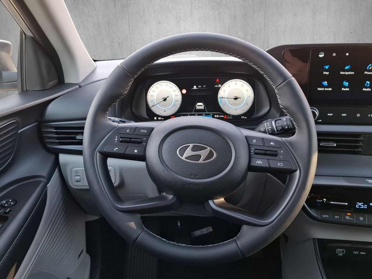 https://csb-strapi-files.fsn1.your-objectstorage.com/inventory-cars/images/2afdc79bfce7d1fa4d4d3f1c7b16dff95bf7062c/9_1280_5037.jpg