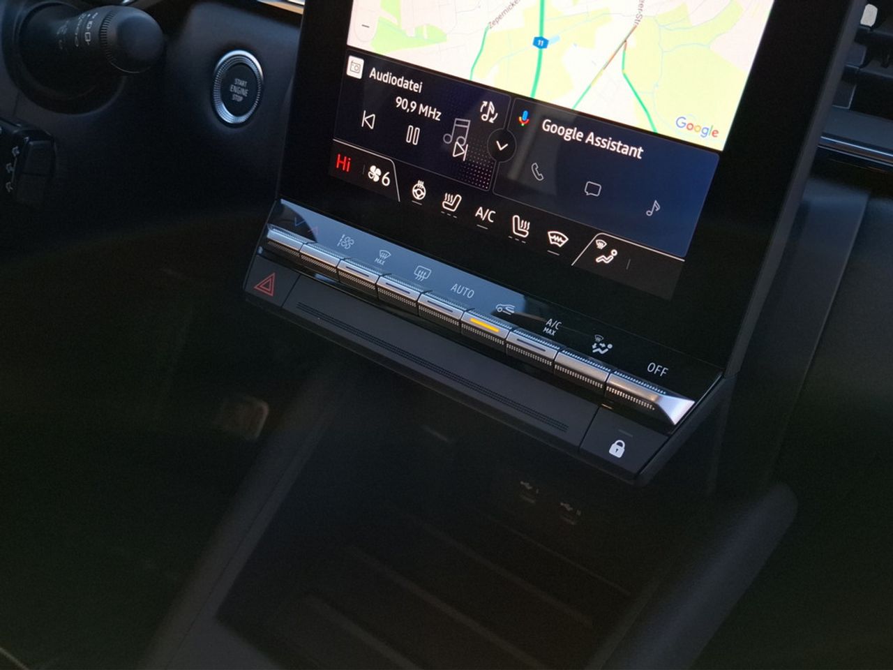 https://csb-strapi-files.fsn1.your-objectstorage.com/inventory-cars/images/2b5bd55ace38984957e9ddee2b01d2a5da0fd16d/21_1280_6790.jpg