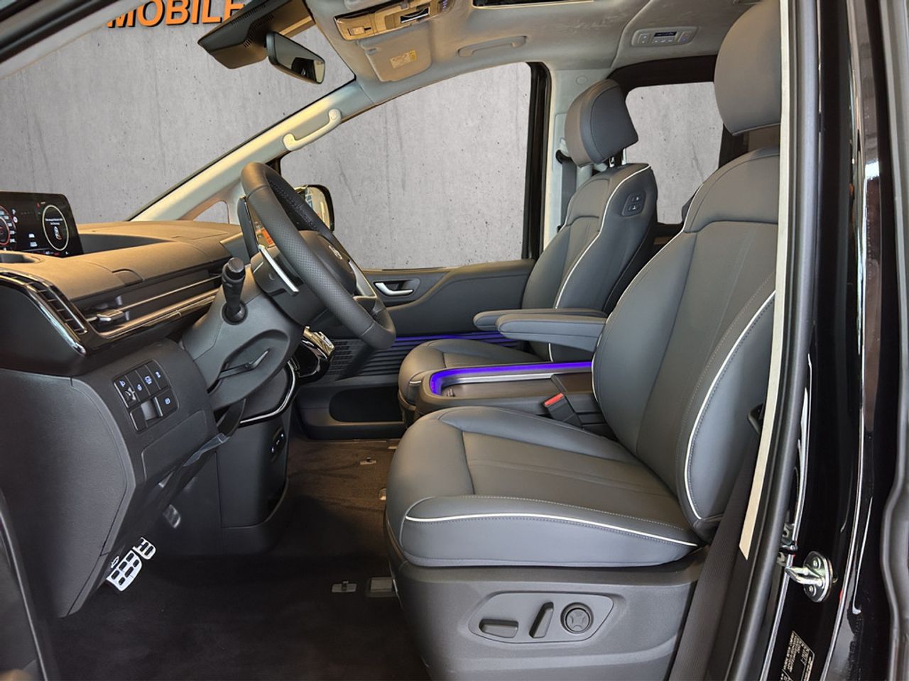 https://csb-strapi-files.fsn1.your-objectstorage.com/inventory-cars/images/2b7482d53874d4e551b078353721d5588f9b9e02/10_1280_5725.jpg