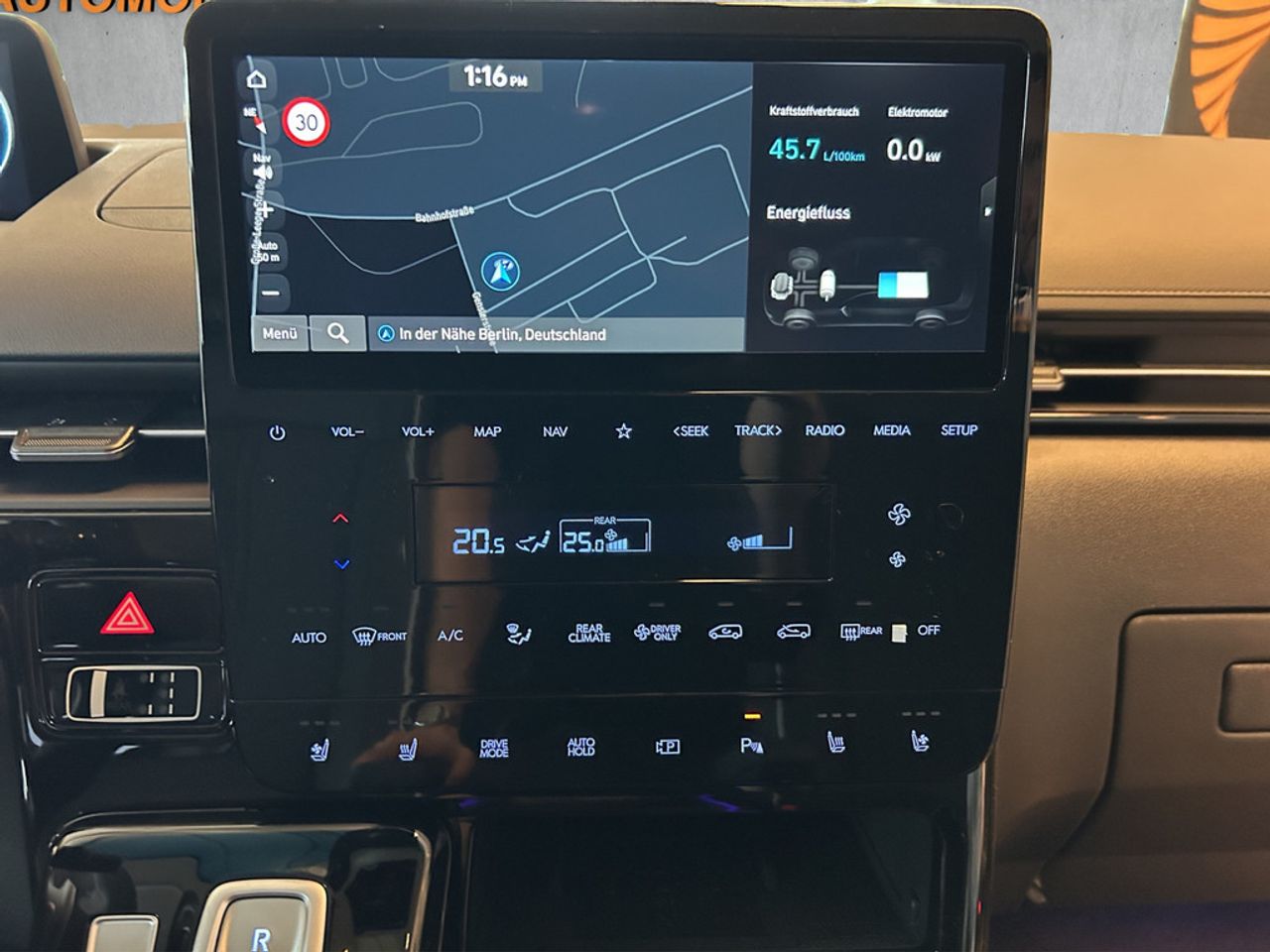 https://csb-strapi-files.fsn1.your-objectstorage.com/inventory-cars/images/2b7482d53874d4e551b078353721d5588f9b9e02/17_1280_3076.jpg