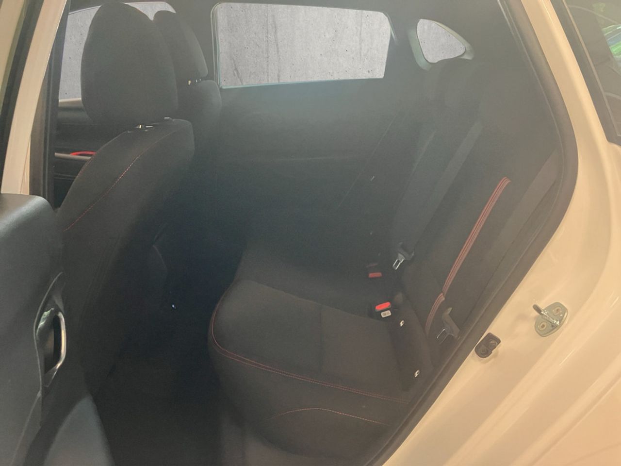 https://csb-strapi-files.fsn1.your-objectstorage.com/inventory-cars/images/2bce139348e3e8672d6b94cc16271201dd0e196a/14_1280_4045.jpg