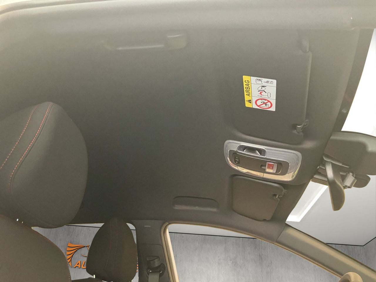 https://csb-strapi-files.fsn1.your-objectstorage.com/inventory-cars/images/2bce139348e3e8672d6b94cc16271201dd0e196a/21_1280_7479.jpg