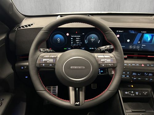 https://csb-strapi-files.fsn1.your-objectstorage.com/inventory-cars/images/2bf97b6304ae226b016b1e6f0909002d7d0b9af4/10_500_7500.jpg
