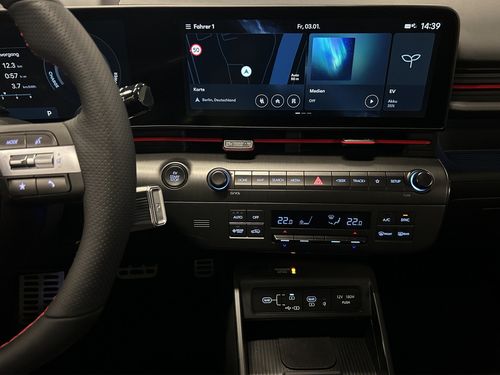 https://csb-strapi-files.fsn1.your-objectstorage.com/inventory-cars/images/2bf97b6304ae226b016b1e6f0909002d7d0b9af4/11_500_1336.jpg