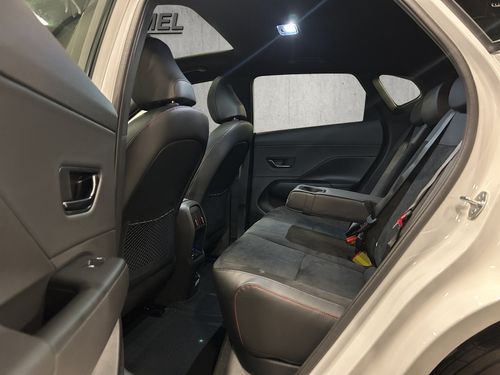 https://csb-strapi-files.fsn1.your-objectstorage.com/inventory-cars/images/2bf97b6304ae226b016b1e6f0909002d7d0b9af4/15_500_1494.jpg