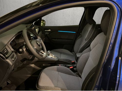 https://csb-strapi-files.fsn1.your-objectstorage.com/inventory-cars/images/2c75c72b401602e2e90d70534fa40fa947d3ac28/9_500_3662.jpg