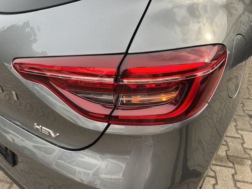 https://csb-strapi-files.fsn1.your-objectstorage.com/inventory-cars/images/2c8aa73c1a93e89415ed73ea7e983401c04fae6b/23_500_6341.jpg