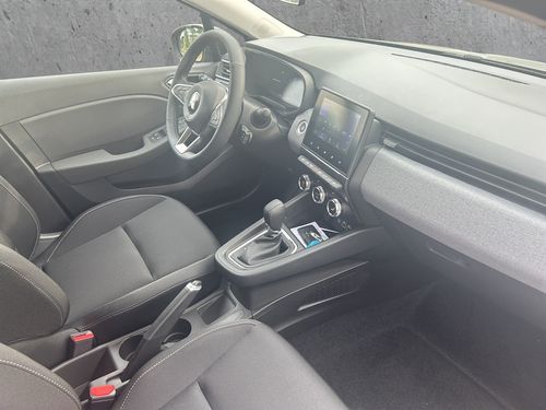 https://csb-strapi-files.fsn1.your-objectstorage.com/inventory-cars/images/2c8aa73c1a93e89415ed73ea7e983401c04fae6b/34_500_5352.jpg